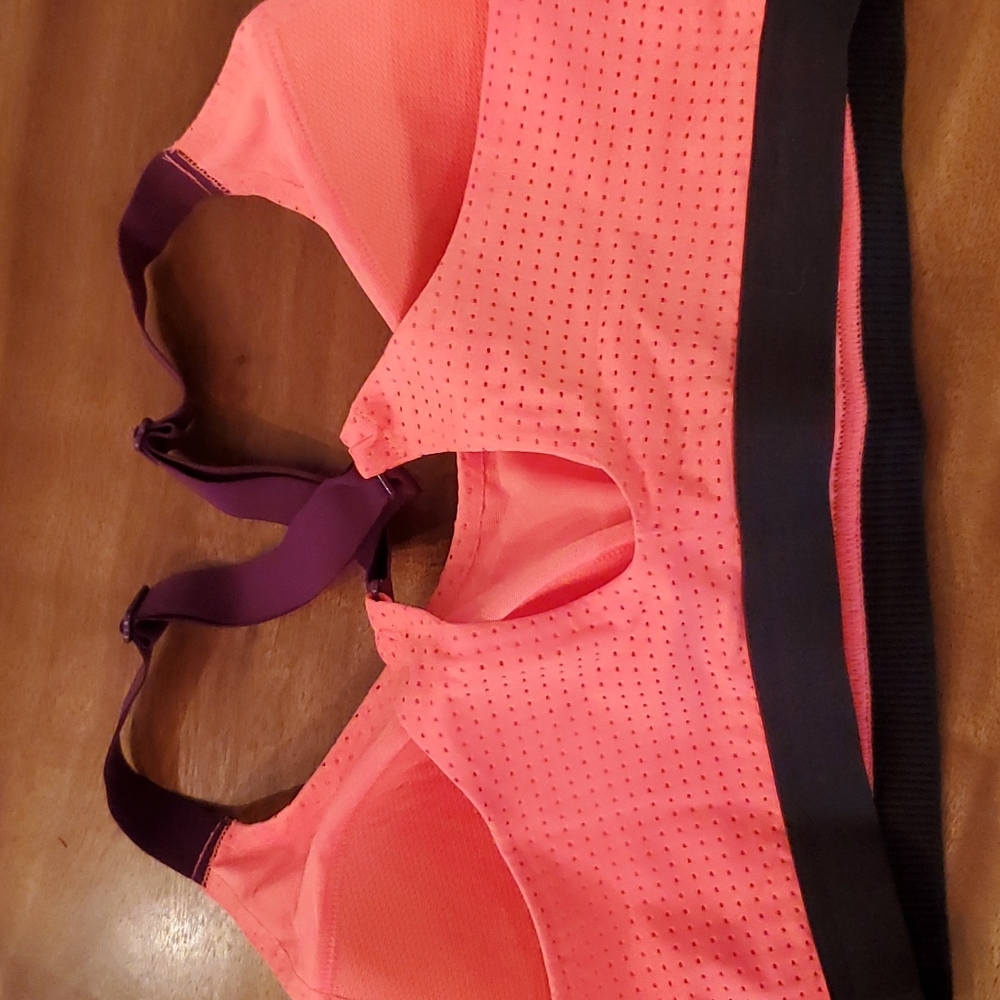 Sports bra - Picture 4 of 5